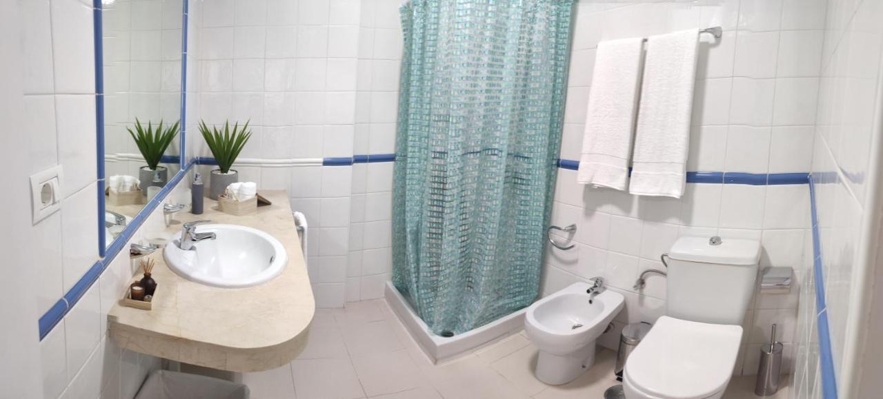 Precioso apartamento con piscina junto al mar Costa Del Silencio Esterno foto