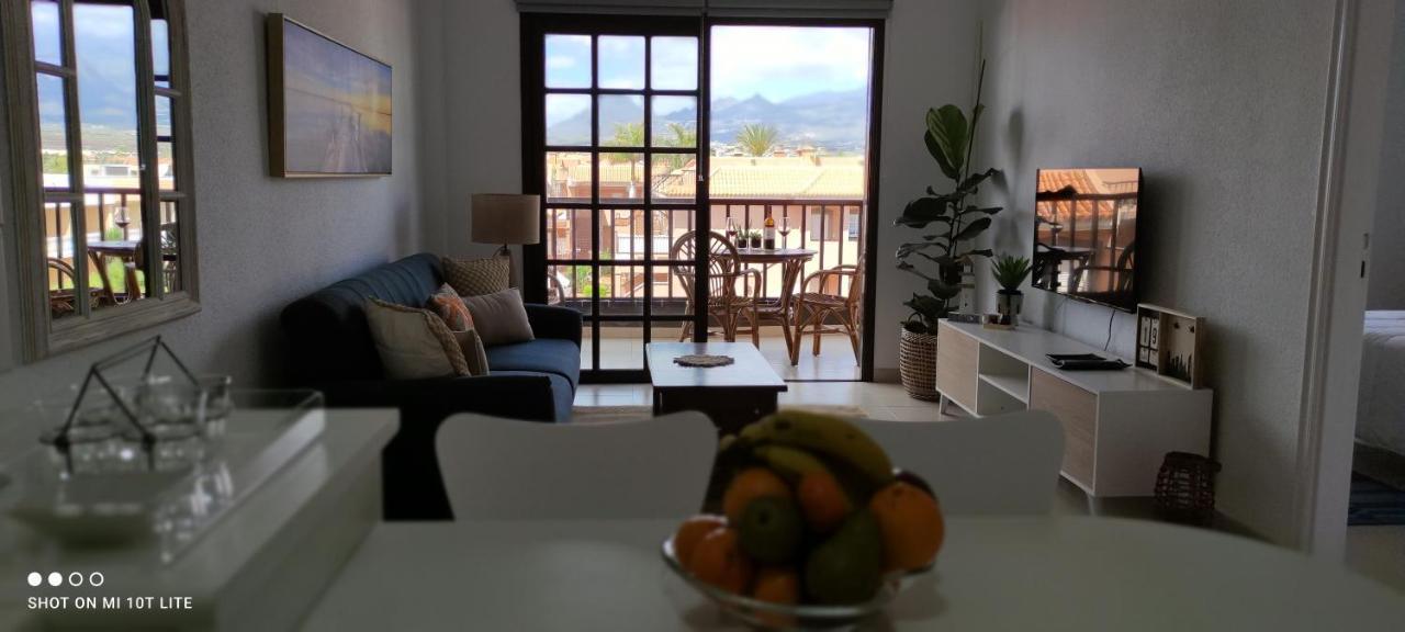 Precioso apartamento con piscina junto al mar Costa Del Silencio Esterno foto